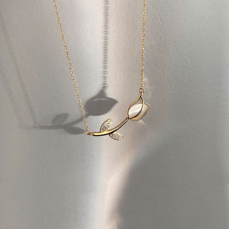 Birth Flower Necklace - Paslanmaz Çelik Gül ve Lale Desenli